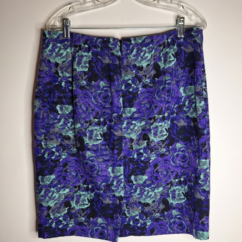 Talbots brand " The Color Purple in Floral" pencil skirt size 12p. - Picture 2 of 6
